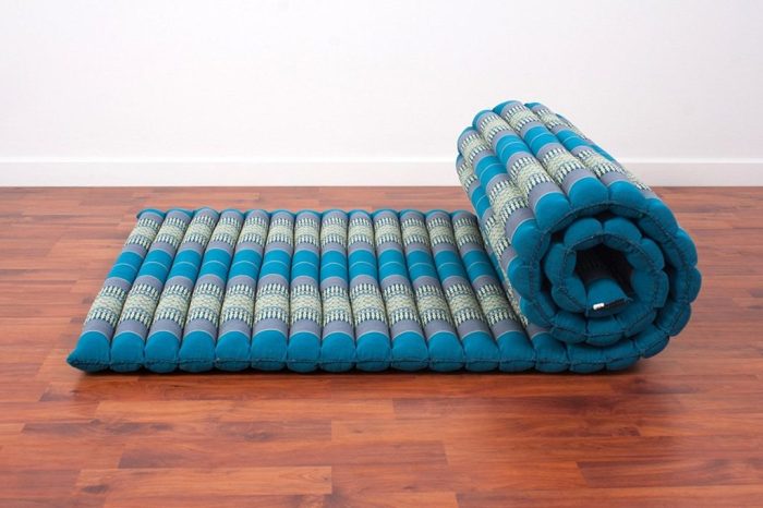 Floor sleep mattress roll properly find